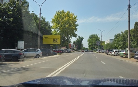 Улица Романа, 53